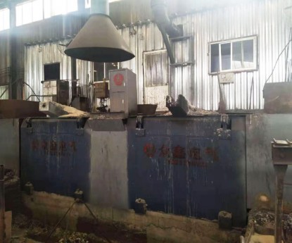 中頻熔化爐使用現(xiàn)場(chǎng)